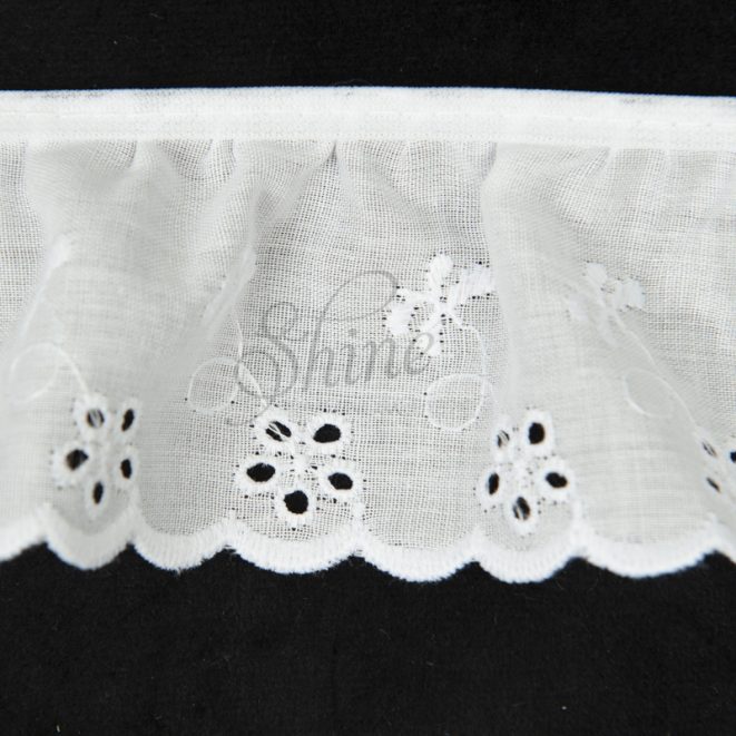 Gathered Broderie Anglaise Cambric Lace Trimming 373520 White Shine