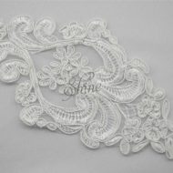 white lace motive