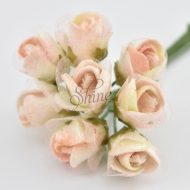 Velvet Rosebud Posy Cream