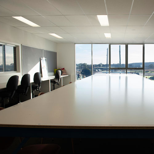 Shine Learning Studio - Desks