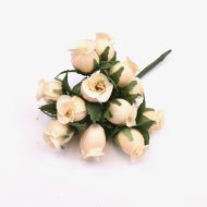 Bunch of Small Rosebuds Cream